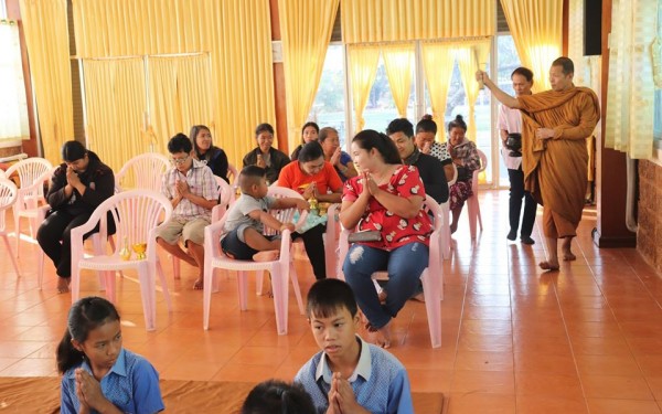 กิจกรรมทำบุญโรงเรียน