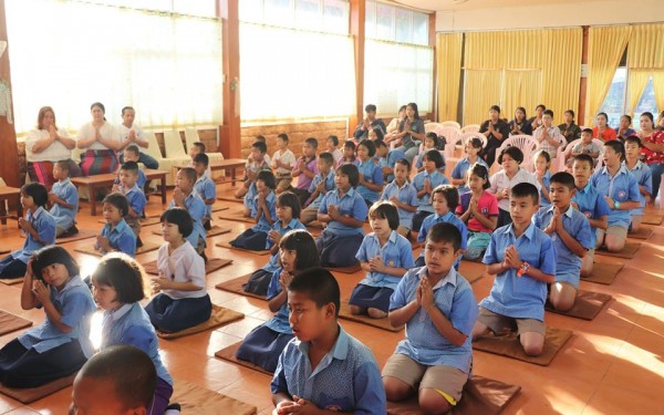 กิจกรรมทำบุญโรงเรียน