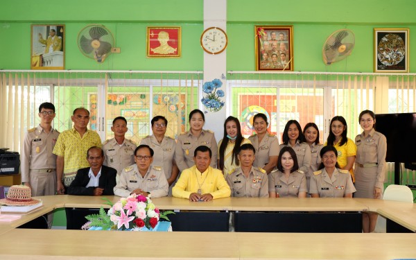 ยินดีต้อนรับผู้อำนวยการรสริน  เต็มปลื้ม