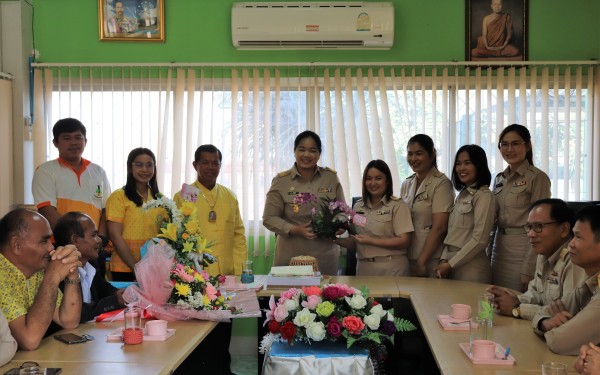 ยินดีต้อนรับผู้อำนวยการรสริน  เต็มปลื้ม
