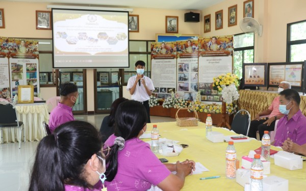 วันที่ 5-6 พฤษภาคม 2565 โรงเรียนเทศบาล ฯ นำโดย ผอ.รสริน เต็มปลื้ม นำคณะครูและบุตลากรทางการศึกษาเดินทางไปศึกษาดูงาน ณ โรงเรียนลับแลศรีและโรงเรียนเทศบาลหัวดง (ป.อังกูร) เพื่อดำเนินการเตรียมความพร้อมรับการประเมินสถานศึกษาพอเพียง