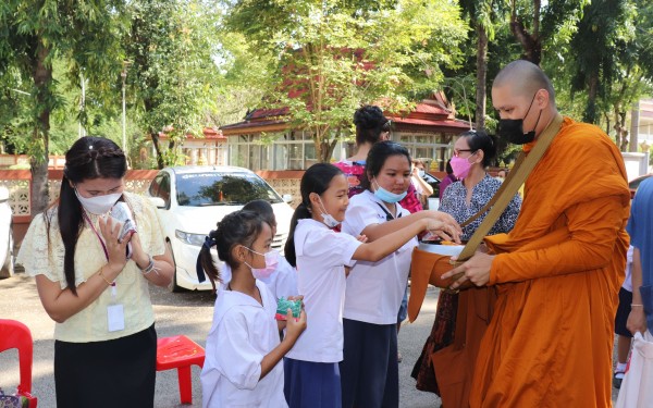ภายใต้การนำของ นายชัยวัฒน์ ศุภอรรถพานิช นายกเทศมนตรีเมืองกำแพงเพชร วันที่ 12 ตุลาคม 2565 ผู้บริหาร คณะครู บุคลากรทางการศึกษา  นักศึกษาฝึกประสบการณ์วิชาชีพครู และนักเรียนโรงเรียนเทศบาล ๓ (อินทรัมพรรย์ บุญประคองพิทยาคม) ได้จัดกิจกรรมเพื่อส่งเสริมการมีส่วนร่
