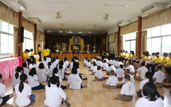 ภายใต้การนำของ นายชัยวัฒน์ ศุภอรรถพานิช นายกเทศมนตรีเมืองกำแพงเพชร วันที่ 12 ตุลาคม 2565 ผู้บริหาร คณะครู บุคลากรทางการศึกษา  นักศึกษาฝึกประสบการณ์วิชาชีพครู และนักเรียนโรงเรียนเทศบาล ๓ (อินทรัมพรรย์ บุญประคองพิทยาคม) ได้จัดกิจกรรมเพื่อส่งเสริมการมีส่วนร่