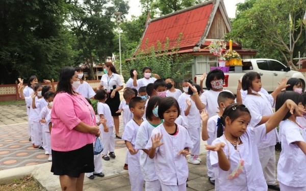 กิจกรรมวันสำคัญทางพระพุทธศาสนา วันอาสาฬหบูชา และเทศกาลประเพณีแห่เทียนวันเข้าพรรษา