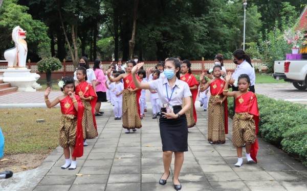 กิจกรรมวันสำคัญทางพระพุทธศาสนา วันอาสาฬหบูชา และเทศกาลประเพณีแห่เทียนวันเข้าพรรษา