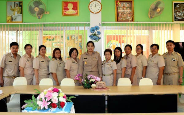 ยินดีต้อนรับผู้อำนวยการรสริน  เต็มปลื้ม