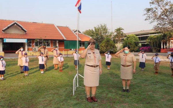 นที่ 10 กุมภาพันธ์ 2564 โรงเรียนเทศบาล 3 (อินทรัมพรรย์ บุญประคองพิทยาคม) จัดกิจกรรม “เดินทางไกลนักเรียนปฐมวัย ท.3 (Junior Scout)” เพื่อส่งเสริมพัฒนาการทั้ง 4 ด้าน ฝึกประสบการณ์การเรียนรู้ด้านระเบียบวินัย มีน้ำใจช่วยเหลือซึ่งกันและกัน มีความสามัคคี ความอดท