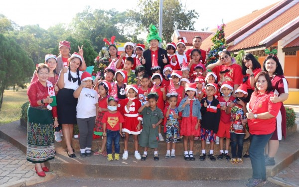 โรงเรียนเทศบาล 3 (อินทรัมพรรย์ บุญประคองพิทยาคม) ได้จัดกิจกรรมวันคริสต์มาส ในวันที่ 25 ธันวาคม 2563 ณ บริเวณหน้าเสาธงโรงเรียน วัตถุประสงค์ในการจัดกิจกรรมเพื่อให้นักเรียนที่เรียนในหลักสูตรได้เรียนรู้วัฒนธรรมของชาวต่างชาติและฝึกทักษะการใช้ภาษาอังกฤษในด้านกา
